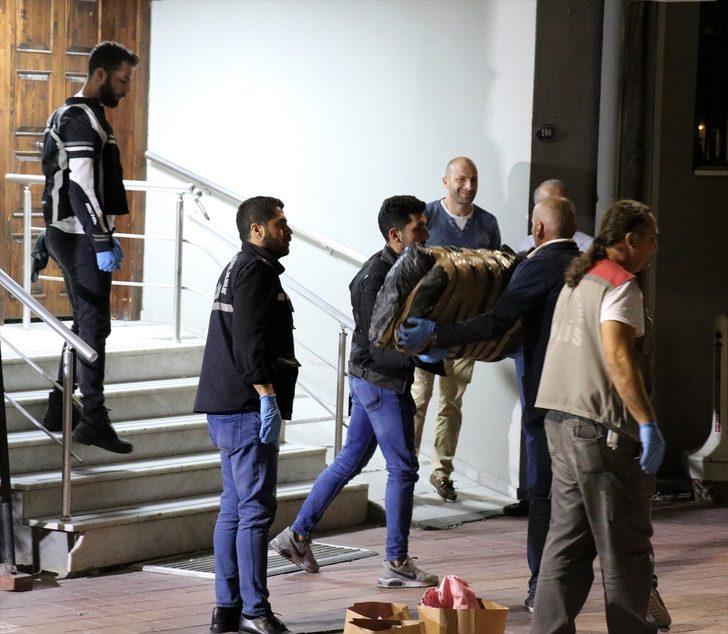 İzmir polisinden dev operasyon! Tam 1 ton uyuşturucu ele geçirildi! G2