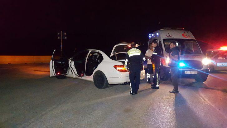 Düzce'de 'dur' ihtarına uymayan sürücü kaza yaptı G4