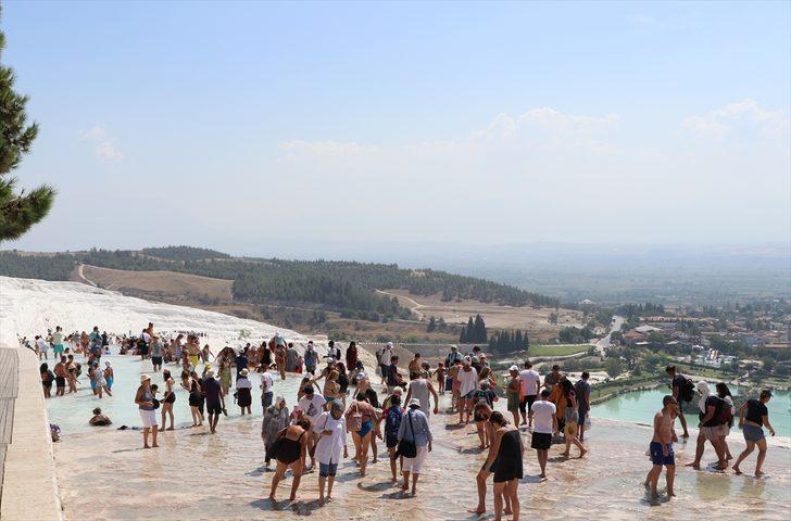 Pamukkale sonbaharda da turistlerin gözdesi G3