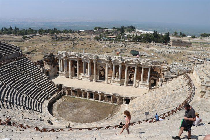 Pamukkale sonbaharda da turistlerin gözdesi G5