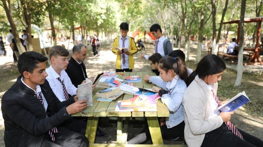 Iğdırlılar kitap okuma etkinliğinde buluştu