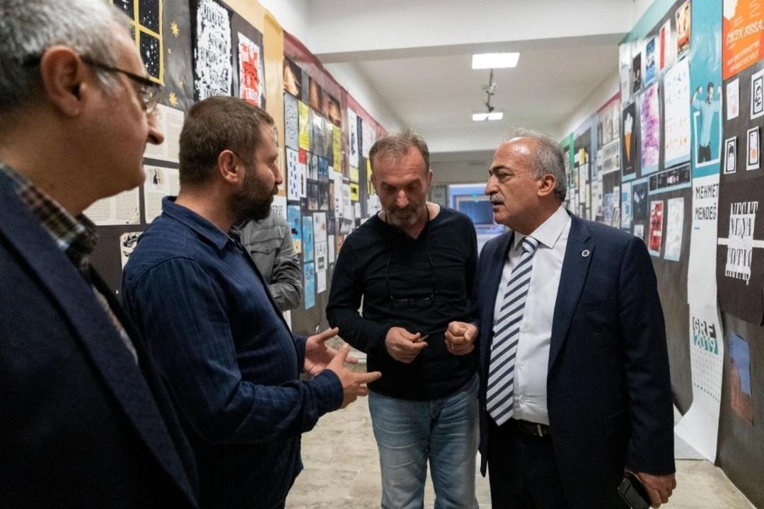 &Uuml;niversite yerleşkesi yeni d&ouml;neme hazır