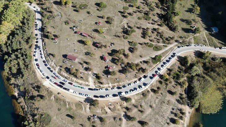 Abant tatilcilerin akınına uğruyor G3