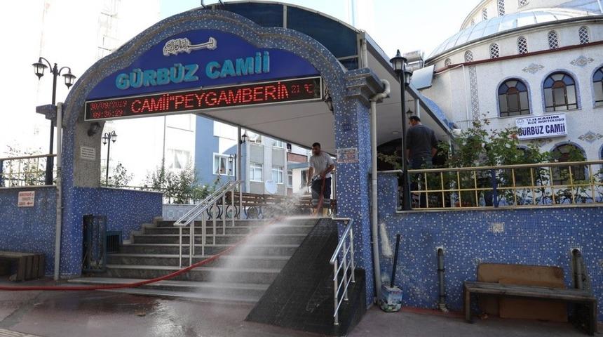 İlkadım&rsquo;da camiler tertemiz