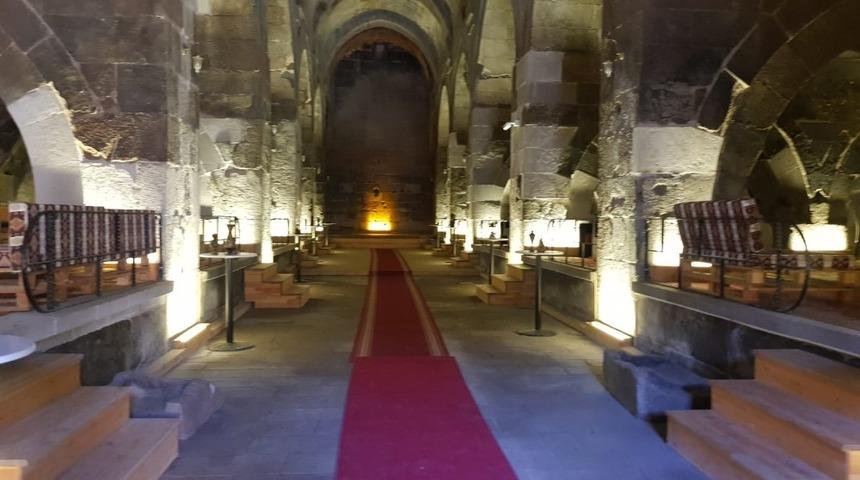 2019 yılının hancısı Cihan Kaya, "1240&rsquo;lı yıllardaki gibi aynı konseptte hizmet vermeye &ccedil;alışıyoruz"