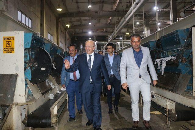 Ticaret Bakan Yardımcısı U&ccedil;armak: "Beyaz altın değerini bulmalı " 3