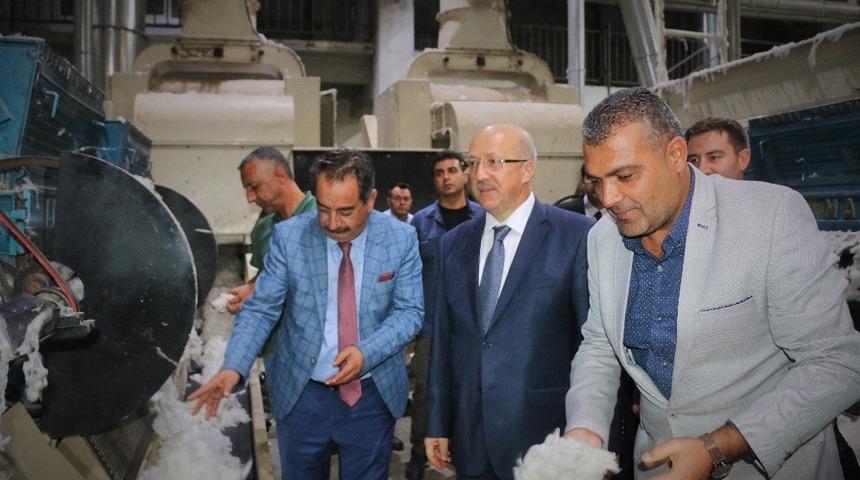 Ticaret Bakan Yardımcısı U&ccedil;armak: "Beyaz altın değerini bulmalı "