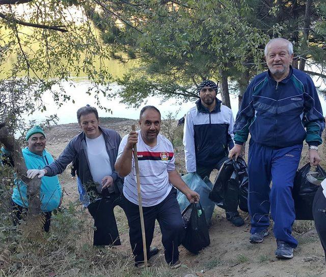 Ormana pantolon bile atmışlar