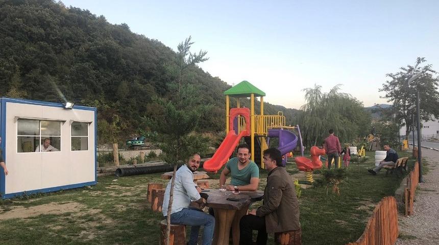 Türkelililer, son sıcak günleri "Yaşam Vadisi"nde değerlendirdi