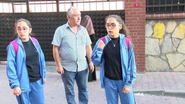 Öğrenci ve veliler hasarı okul kapısında öğrendi