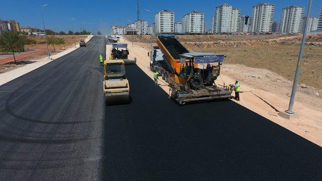 Büyükşehir’den asfalt atağı