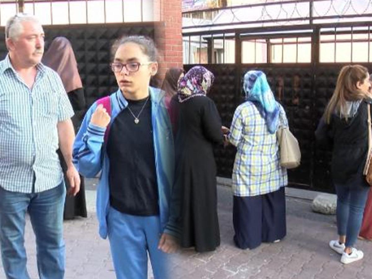 Yenibosna Ortaokulu'nun tatil edildiğini &ouml;ğrenci ve veliler okul kapısında &ouml;ğrendi