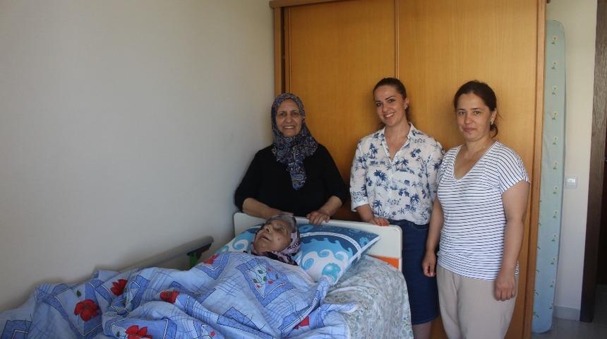 Yusuf  Amca ve Naime Nine&rsquo;nin hasta yatağı B&uuml;y&uuml;kşehir&rsquo;den