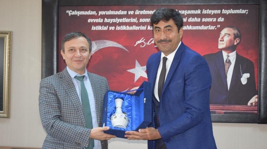 HAK-İŞ&rsquo;den Erciyes &Uuml;niversitesi Rekt&ouml;r&uuml;&rsquo;ne Ziyaret