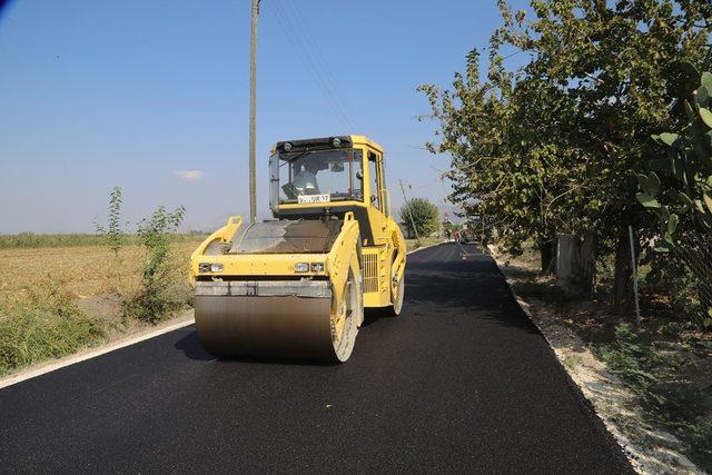 Herekli mahallesi 15 yıl sonra sıcak asfaltla tanıştı