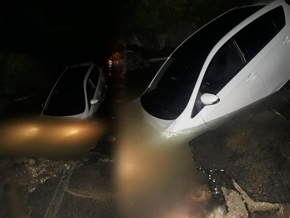 Bodrum'da patlayan isale hattı ortalığı savaş alanına &ccedil;evirdi