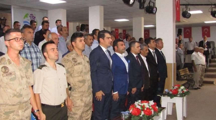 Kaymakam K&ouml;ksal, halk g&uuml;n&uuml; d&uuml;zenledi