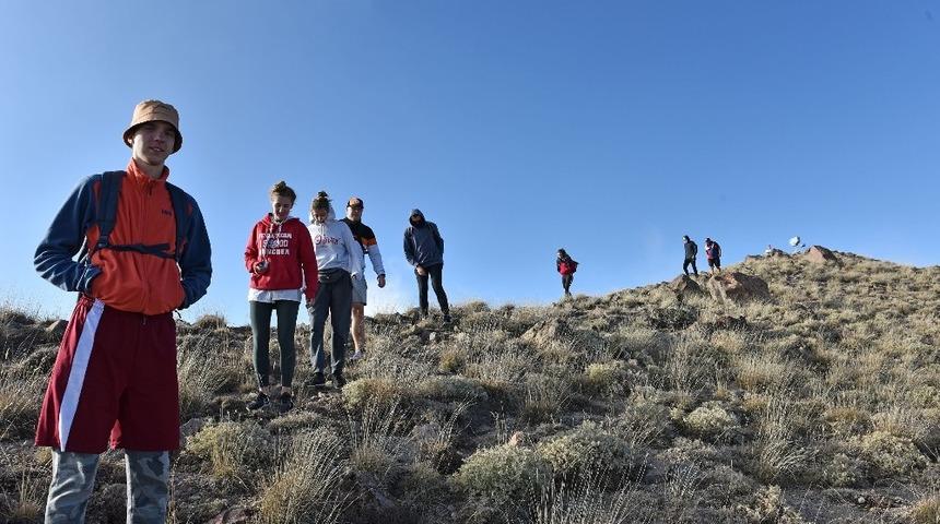 Letonyalı öğrenciler Hasandağı zirvesinde