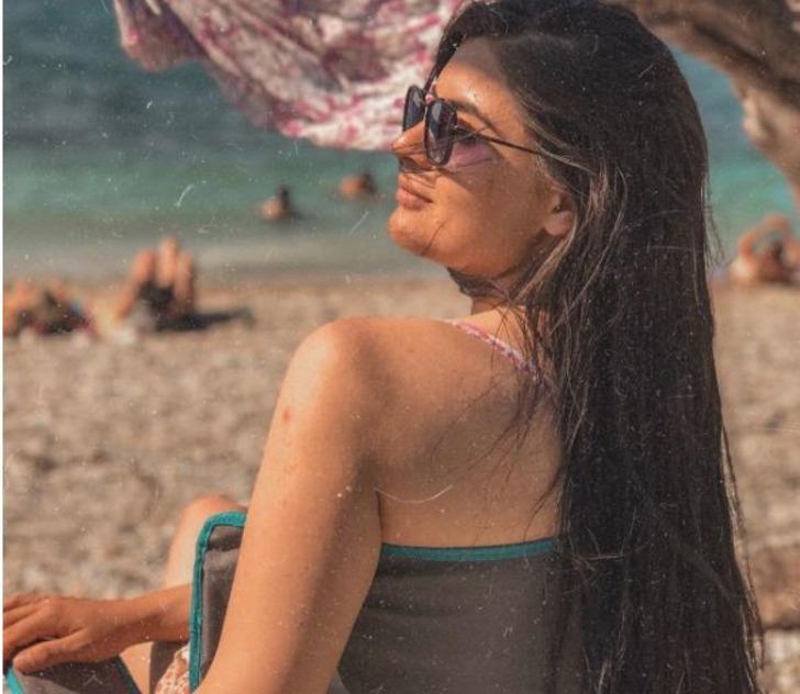 Gelin adayı Hanife Gürdal'ın sütyeni takipçilerini kızdırdı G5