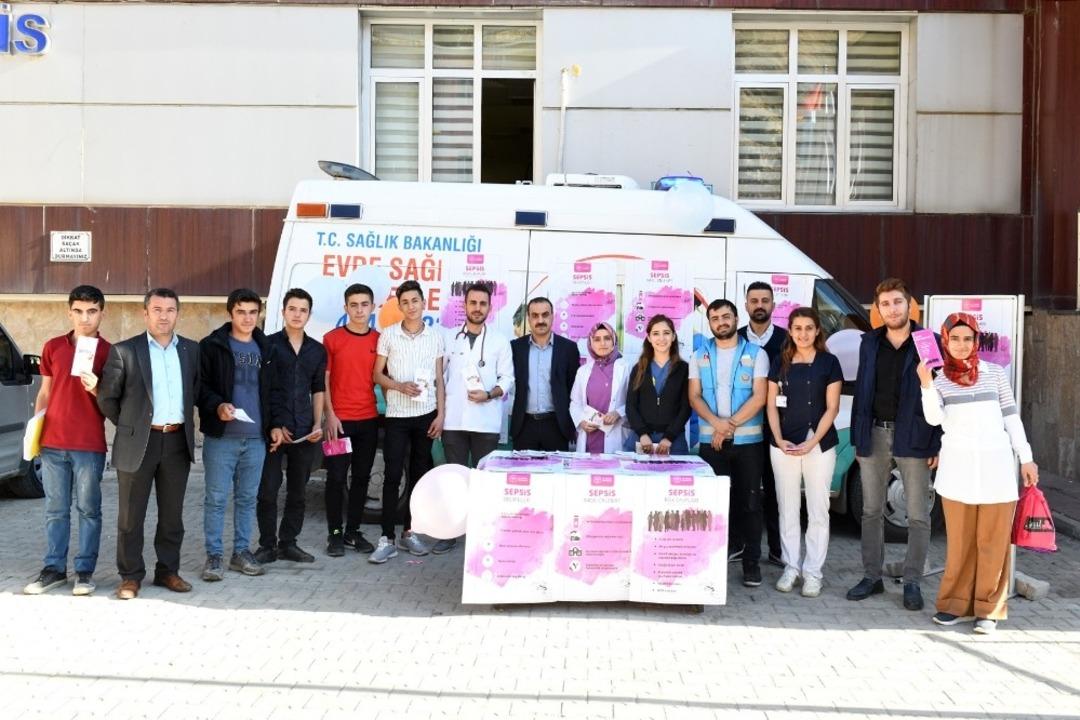 &Ccedil;atak&rsquo;ta &lsquo;Sepsis Farkındalık Etkinliği&rsquo; d&uuml;zenlendi