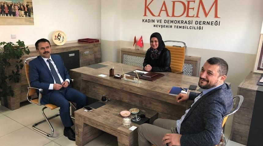 Vali Aktaş ve milletvekili A&ccedil;ıkg&ouml;z, KADEM&rsquo;i ziyaret etti