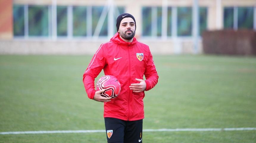 Kayserispor'da Hasan Hüseyin Acar kadro dışı bırakıldı