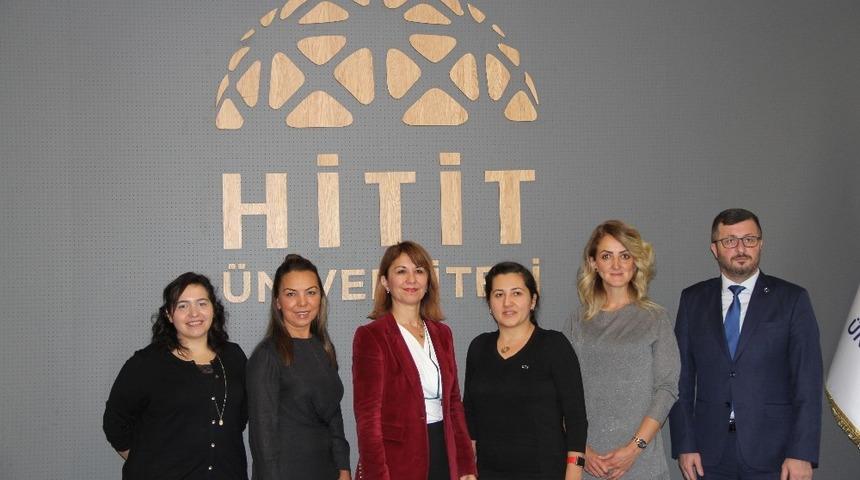 HİT&Uuml;, kapılarını annelere a&ccedil;ıyor