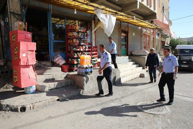 Haliliye Belediyesi işgal ve hijyen denetimlerini devam ettiriyor