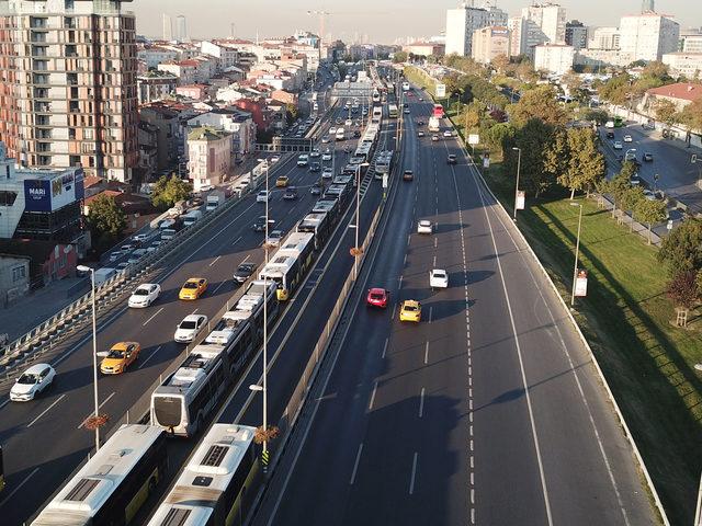 havadan fotoğraflar / Metrobüste yangın; seferler aksıyor (2)