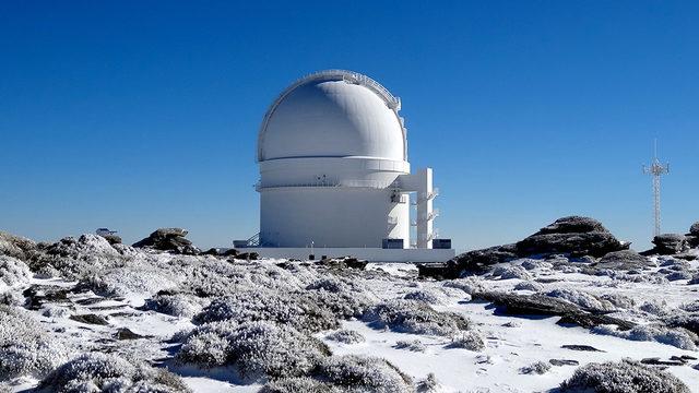 Yıldız ve gezegen İspanya'daki Calar Alto rasathanesindeki teleskop ile keşfedildi