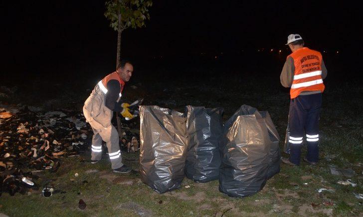 Samsun'da yol kenarına atılmış ayakkabılar ekipleri alarma geçirdi G1