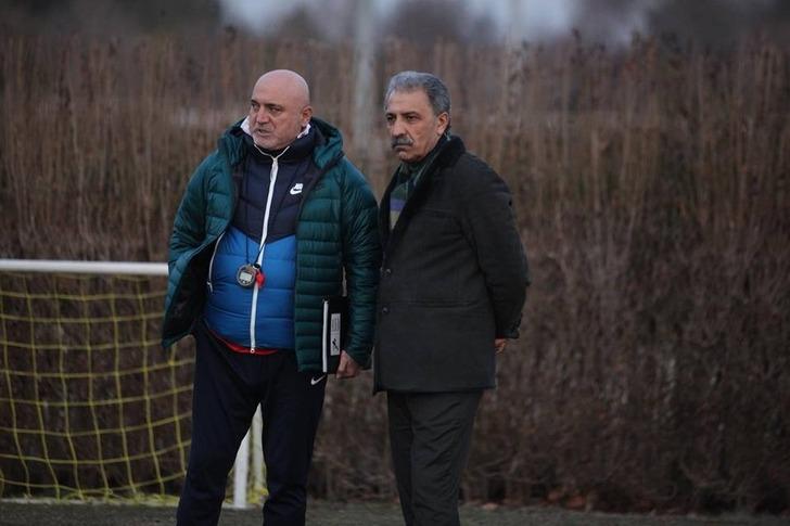 Kayserispor'da Hikmet Karaman'la devam kararı alındı G1