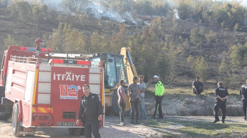 Otları yakmak istedi, 15 d&ouml;n&uuml;m makilik alanı yaktı