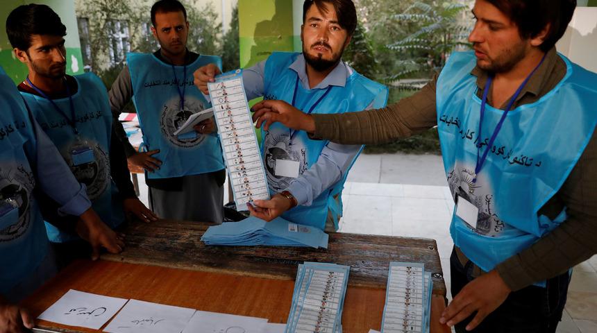 İlginç seçim! Her aday kendisinin kazandığını iddia ediyor