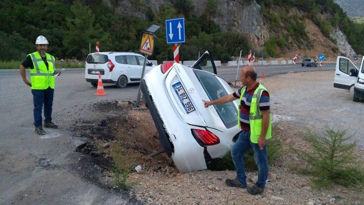 Kaza yapan Çinli turistler bol bol fotoğraf çekip eğlendi G3