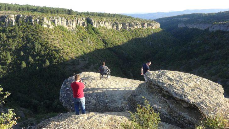 Ölüm riskine karşı telle çevrilen ‘taş teras’a ziyaretçi akını G3