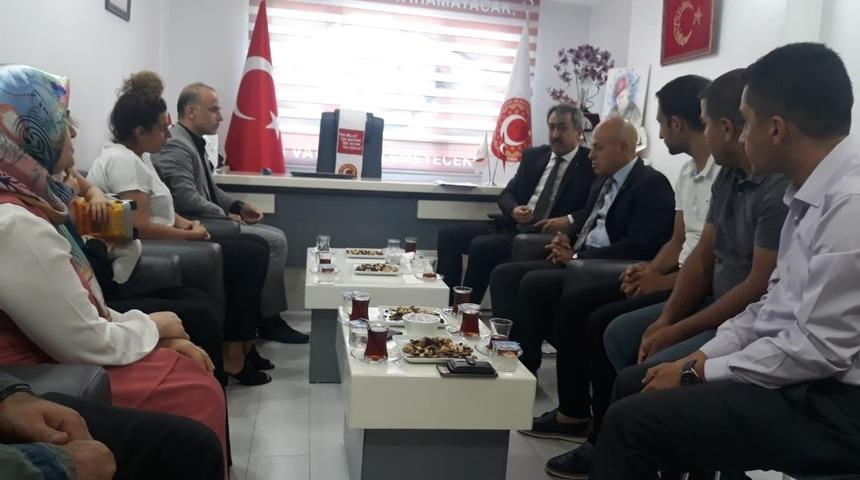Batman&rsquo;ın yeni emniyet m&uuml;d&uuml;r&uuml; şehit ve gazi yakınlarını ziyaret etti