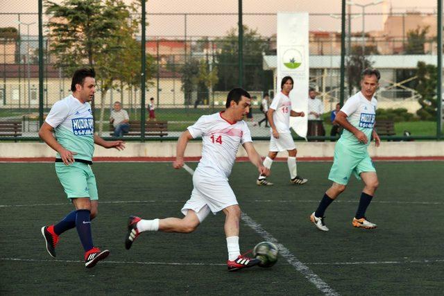 Osmangazi’de birimler arası futbol turnuvası başladı