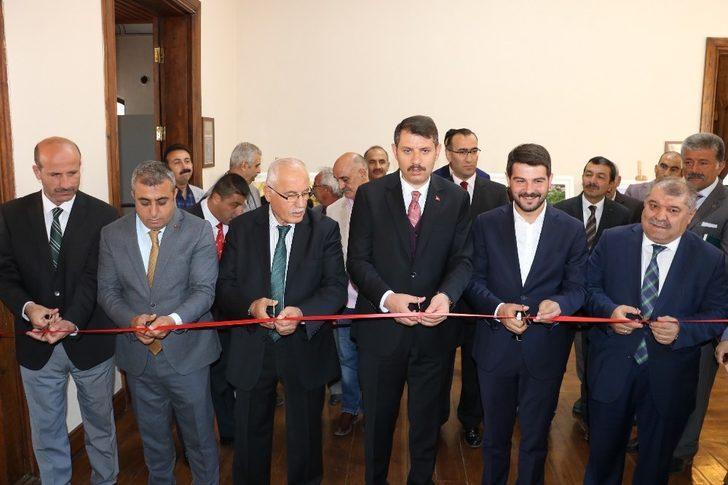 “Selçuklu Medeniyetinin Anadolu’daki İzleri” fotoğraf sergisi açıldı G4