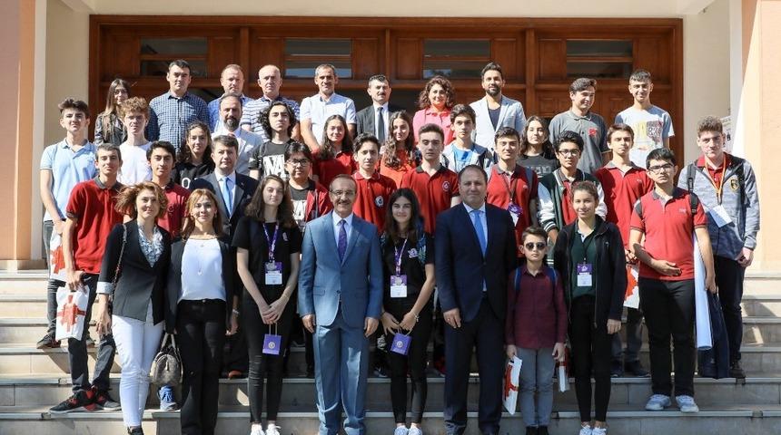 Teknofest&rsquo;e damga vuran &ouml;ğrencilere &ouml;d&uuml;l