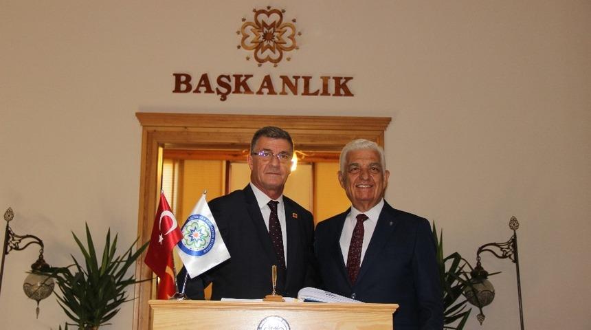 Arnavutluk Avlonya Valisi Başkan G&uuml;r&uuml;n&rsquo;&uuml; ziyaret etti