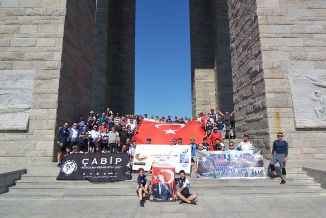 Çanakkale’de ’Şehitlere Saygı Turu’ yapıldı