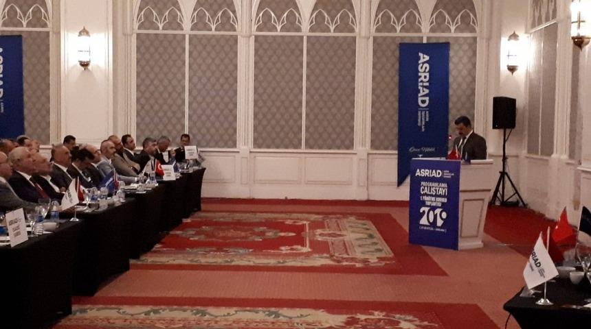 Yağmur, Asrın İş İnsanları Derneği y&uuml;r&uuml;tme kurulu toplantısını değerlendirdi