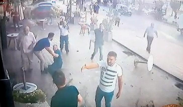 Otomobil pastaneye girdi! 6 yaralı   G5