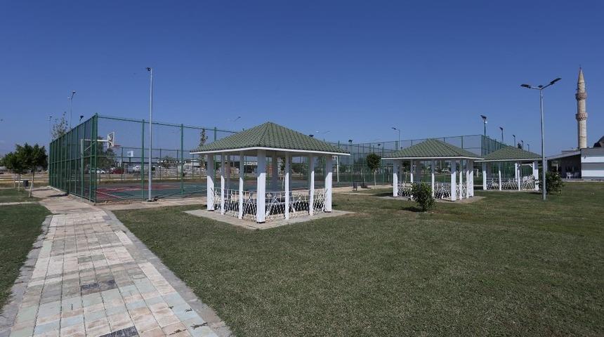 Altınova semt spor sahası hizmete a&ccedil;ılacak