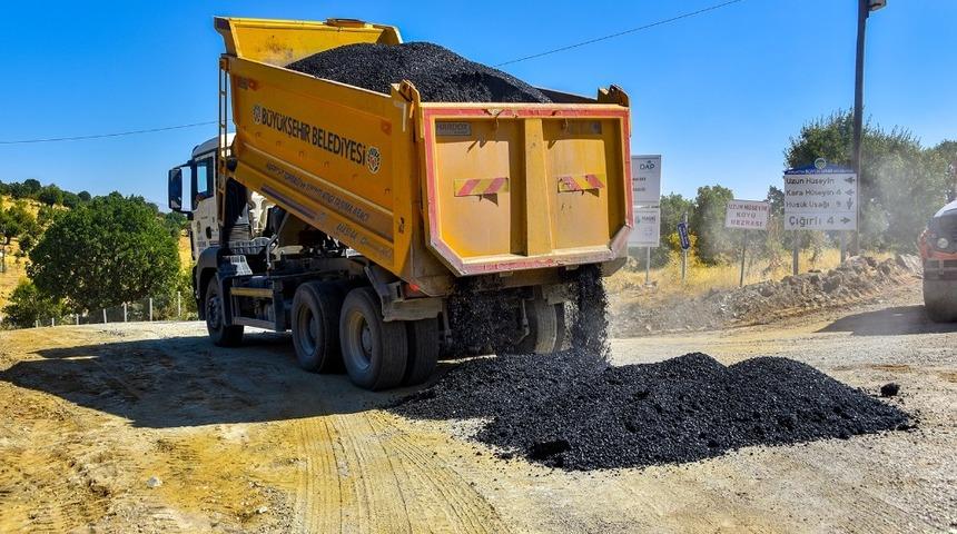 Kale’ de yol açma, genişletme ve asfaltlama çalışmaları yapılıyor