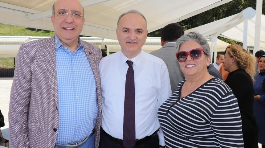 D&uuml;zce&rsquo;nin yemeklerine hayran kaldı