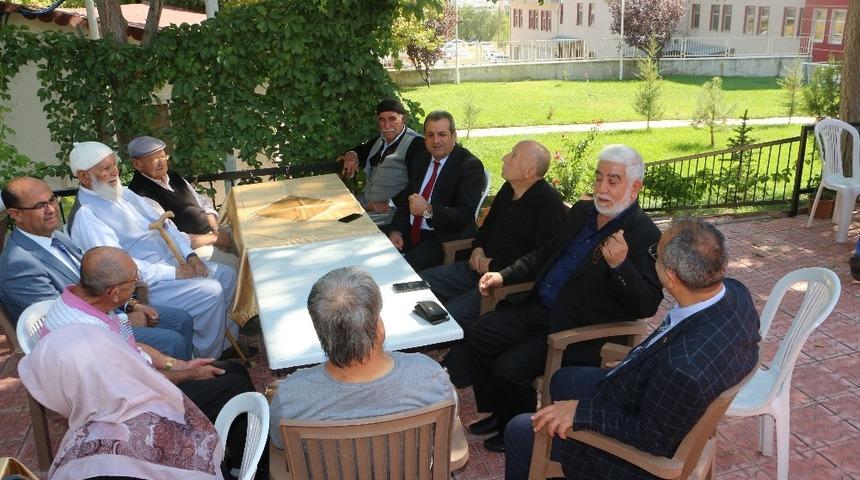 Huzurevi sakinleri, sağlık m&uuml;d&uuml;rl&uuml;ğ&uuml;n&uuml;n misafiri oldu