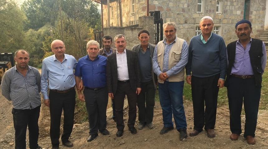 Başkan &Ouml;zdemir: &ldquo;&Ouml;nceliğimiz kırsal mahallelerimizdeki yaşam standartlarını y&uuml;kseltmek&rdquo;