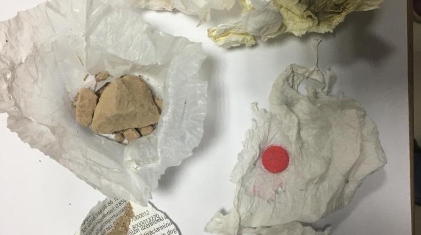 Polis uyuşturucu satıcılarına ge&ccedil;it vermiyor